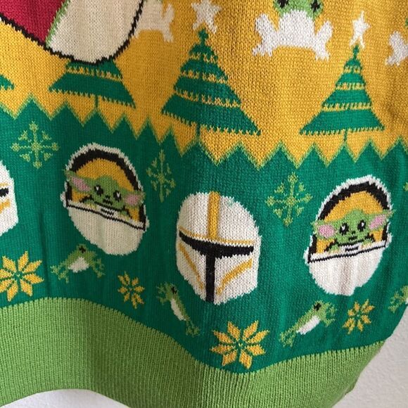 Star Wars:
Away on A Razorcrest Baby Yoda/Grogu Christmas Sweater NWT 3xl size - Picture 9 of 14
